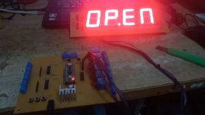 ล้างรถหยอดเหรียญรุ่น S10 ควบคุม 6 ช่อง จอใหญ่ รับเหรียญ รับธนบัตร