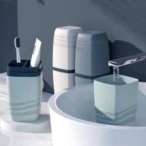 2 in 1 Portable Toothbrush Holder Bathroom Non Slip Strip Storage Case Mouthwash Cup Travel Outdoor