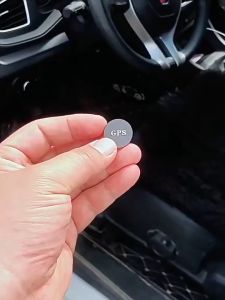【No installation required】Perfect mini magnetic GPS location tracker real-time car truck car locator GSM GPRS 2024 5g gps tracking device for car Remote recording Remote listening GF10