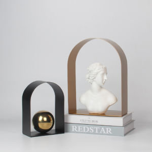 Modern Minimalist Geometric Metal Arch Sculpture Home Luxury Feel Wine Cabinet Art Decorations Creative Tabletop Decorations