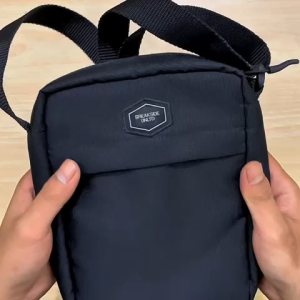 Breakside Slingbag Inside - Black - Tas Selempang Pria