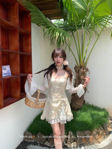 Floral Sweet Style Spaghetti Strap Summer Dress with Ruffle Hem Slit and Fitted Waist