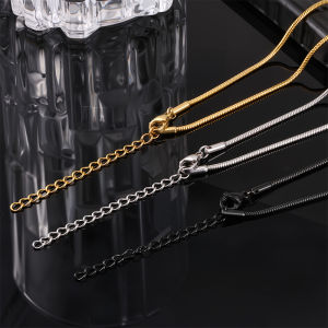 สร้อยคองูเหล็กสแตนเลสกลมสีดำเครื่องประดับสำหรับทั้งหญิงและชายโซ่ธรรมดา