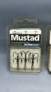 Mustad 3X Triple Treble Fishing hooks Norway 36329NPBLN
