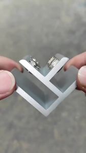 Fixed Corner Glass Clamps