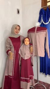 Baju Lebaran 2025: Tips Memilih & Mengenakan Baju Ayah Ibu Anak Selaras