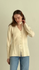 [Korean brand]  - Hug scarf knit cardigan - Vanilla knit