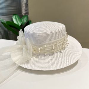 สไตล์ฝรั่งเศส สีขาว หมวกฟาง มุก กุทัณฑ์แบน เสื้อท่อนบน หมวกชายหาดบังแดด ผู้หญิง หวาน น่ารัก ฤดูใบไม้ผลิ ฤดูร้อน อุปกรณ์เสริมหมวก