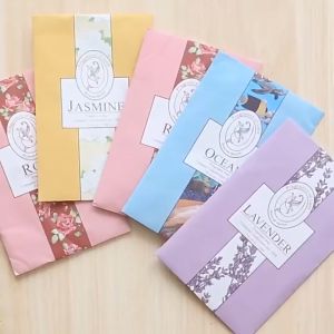 Aromatherapy Natural Smell Incense Wardrobe Sachet Air Fresh Scent Bag Perfume Fragrance Cupboard Car Hook Hanger Living