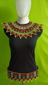 Renda bordir kostum tari anak motip wajik maluku