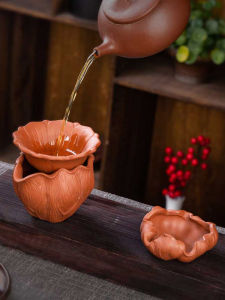 Zisha Tea Strainer Ceramic One-Piece Tea Set Home Use Creative Tea Accessories Full Porcelain Tea Pouring Pot Filter Network