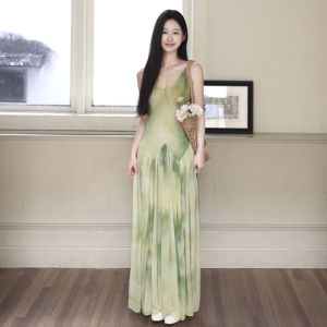 CHANGTONG | Unique French Style Green Dyeing Printed Maxi Dress Halter