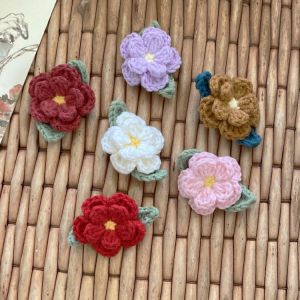 Handmade Crocheted Finished Camellia Wool Brooch Bag Sweater Accessories Flower Pin All-Match Corsage Woven