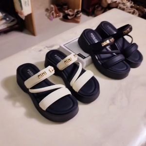 Dép Quai Chéo Cao Cấp Min Min Da Mờ Mềm Mịn Đế Đúc Chống Trượt Phong Cách Thời Trang C8812