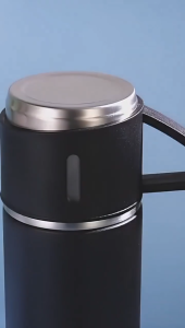 SG [READY STOCK] 500ml Bullet Vacuum Thermos Double-layer 304 Stainless Steel Business Travel Mug Water Bottle Coffee Tumbler