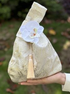 Wedding Return Gift Bag New Chinese Style Bridal Handbag Favor Box Handheld Sugar Box for Bridesmaid And Wedding Candy