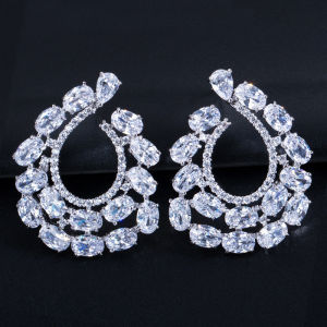 เลื่อมโตทันสมัยเครื่องประดับผู้หญิงสีเงินปูเซ็ตวงรีทรงกลม AAAA เพชรสังเคราะห์คุณภาพสูงกลวงรูปเทพธิดาต่างหูหมุดอันใหญ่หมั้นหู SE773ตกแต่ง