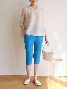 Miyake pleated loose and comfortable versatile top with three quarter sleeves T-shirt for women