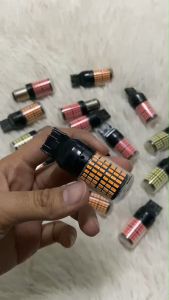 ไฟถอย หลอดไฟเลี้ยว ไฟเบรค LED 144ชิป ติดแช่ ขั้วเขี้ยว ขั้วเสียบT20 (xx24)