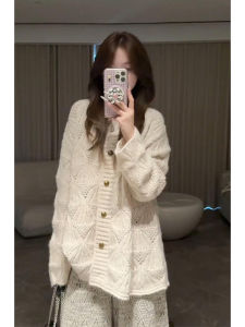 YUEZHONGWEI | French Style Lazy Knitted Sweater Coat Womens Autumn Winter Korean Style菱形格子开衫外套通勤宽松型长袖单排扣
