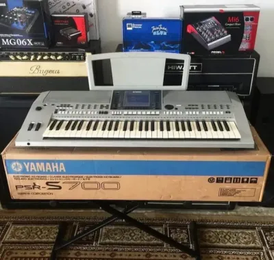 promo keyboard Yamaha psr s700
