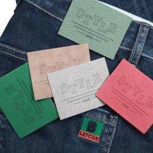 Denim Imitation Leather & Embossed Leather Disc Tags: A Guide to Stylish Fashion Accessories