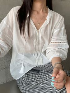 เสื้อเชิ้ตคอวีแขนยาวสไตล์ฝรั่งเศสสำหรับผู้หญิง ทรงหลวม แขนยาวปานกลาง สีสันสดใส แขนพอง ทรงเข้ารูป ฤดูร้อน 2024