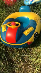 Phao Bơi Ngồi Cho Bé Xỏ Chân Chống Lật