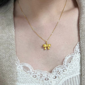 New 18K Gold Butterfly Knot Necklace Womens Fashionable Elegant Fresh out Titanium Steel Original Design Pendant Chain Jewelry