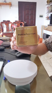 Kem Dưỡng Trắng Da & Giảm Nhăn Bright Up Tonic Cream 50g – Hàn Quốc