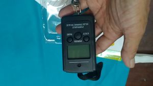 ตาชั่งดิจิตอลแบบพกพา เครื่องชั่งน้ำหนักแบบแขวน