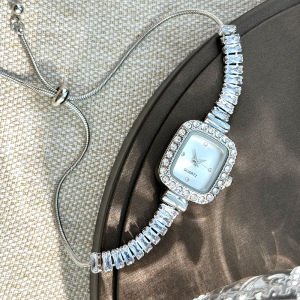 Đồng Hồ Đeo Tay Nữ Có Dây Đeo Có Thể Kéo Ra Linh Hoạt Với Vỏ Hợp Kim Hình Vuông Bằng Kim Cương Zircon Đồng Hồ Đeo Tay Thời Trang Có Mặt Số Đơn Giản Có Đính Đá