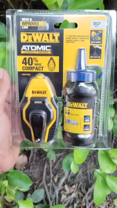 DEWALT บักเต้าตีเส้น รุ่น DWHT47258L ( พร้อมผงชอลก์สีน้ำเงิน ) Atomic การดึงเส้นอย่างรวดเร็ว ของแท้100%
