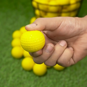 PGM Golf Balls For Practice ลูกกอล์ฟยาง (Q008) สีเหลือง แบบ 12 และ 20 ลูก ให้เลือก