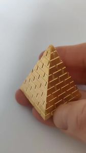 Meade | Anti-Gravity Balance Bird Eagle Toy DCE fidget Pyramid Set stress relief toys Science Toy Adult Office Decor Xmas Birthday Gift