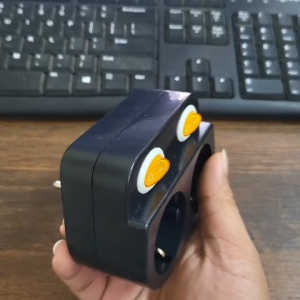 T Multi T Cabang Tusuk Kontak Stop Kontak 2 Lubang Arde + Saklar on/off SNI TRM 3082