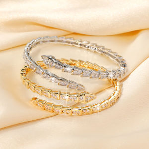Classic Snake Cuff Bracelets For Women Simple Fashion Shiny Inlaid Zircon Bracelet&bangle Punk Animal Chunky Bangles Jewelry