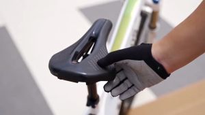 Bicycle Saddle Seat Road Steel Rails MTB Bike Saddle Hollow Breathable Cycling Cushion Soft PU Leather Road Mountain Bike Saddle Bicycle Accessories