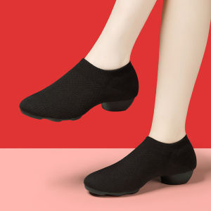 Flyknit Dancing Shoes Female Soft Bottom Adult Teacher Practice Shoes Professional Body Ballet Dancing Shoes Shoes for Square Dance