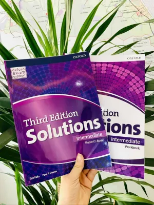 Solutions Intermediate 3rd edition
