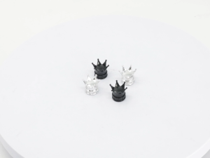 2Pcs King Crown Shape Car Tire Air Valve Stem Caps Wheel Air Valve Dust Covers for Auto Truck Motocycle Bike Accessories