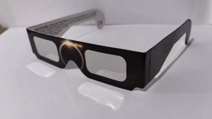 1pc Paper Solar Eclipse Glasses Anti-uv Viewing Glasses Safe Shades Random Color Protect Eyes Crisp Image Goggles ISO Certified