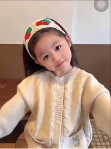 Băng Đô Hoa Len Handmade Cho Bé – Mềm Mại Xinh Xắn Phù Hợp Đi Chơi Đi Biển Chụp Ảnh BD05