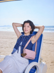 Kipling | Túi Đeo Vai Du Lịch và Máy Ảnh Dung Lượng Lớn Nhẹ