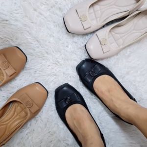 ( รุ่นใหม่) PRIMROSE (หน้าปกติใส่ตรงไซส์ / เท้ากว้าง +1 ไซส์) รองเท้าคัทชูส้นเตารีด สูง 2 นิ้ว(งานดี พร้อมส่ง ตรงปก)