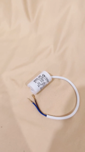 CP5 CAPASITOR BULAT KABEL / KAPASITOR POMPA AIR / CAPASITOR POMPA 5UF (HANYA PULAU JAWA)