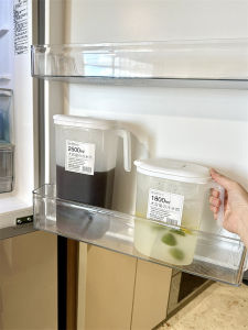 Large Capacity Plastic Cold Water Pot for Fridge Japanese Style Home Use High Temperature Resistant Fruit Tea Storage Beverage Bucket
