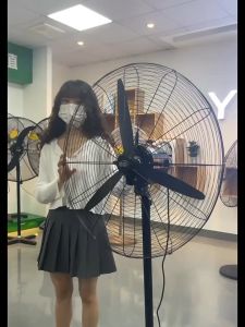 ✨ซื้อ1แถม1✨พัดลมติดผนัง พัดลมตั้งพื้น พัดลมอุตสาหกรรม พัดลม 35 นิ้ว wall fan เหมาะสำหรับสถานที่ขนาดใหญ่ในโรงงานและร้านอาหาร ลมแรงระบายความร้อนได้ผลสูง พัดลมตั้งพื้น พัดลม กําลังสูง Stand Fans Industrial Fan พัดลมอุสาหกรรม