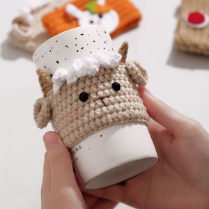 Cute Knitted Cup Holder Heat Insulation Protective Cover for Water Cup Anti-scalding Winter Warm Design Universal Brand