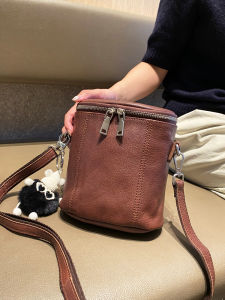 Vintage Leather Bucket Bag Single Shoulder Mobile Phone Crossbody Bag Pure Color Versatile Soft Tannery Top Layer Cowhide